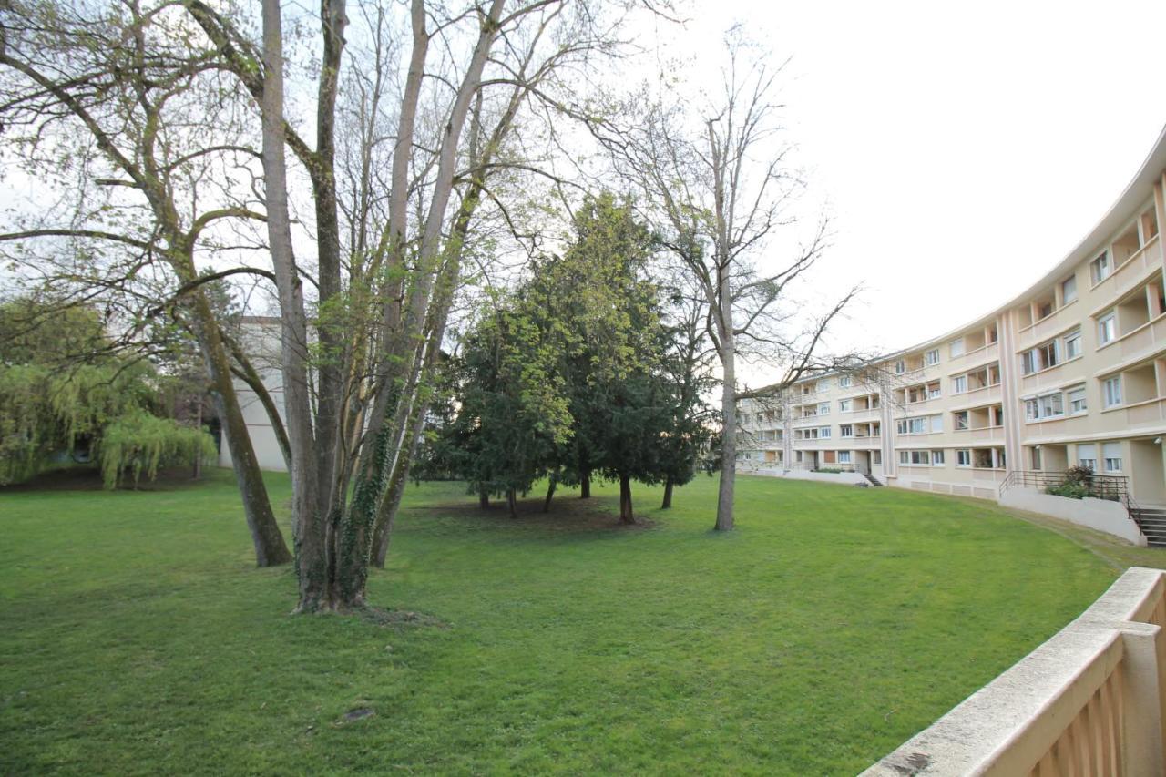Derniere Reservations Avant Indisponibilite En Septembre Pour 12 Mois, Illimites Jacuzzi Spa Bain A Remous Interieur, Sauna Interieur, Parking Reserve, Vue Et Acces Parc, Prestations Uniques, 1Er Etage Corbeil-Essonnes Exteriör bild
